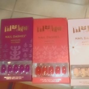 RED ASPEN nail dashes,purple desert halle,pink floral cami,red canyon remy